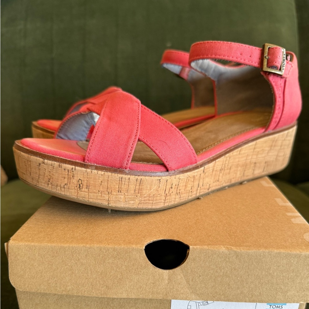 TOMS Women's Coral Wedge Sandals